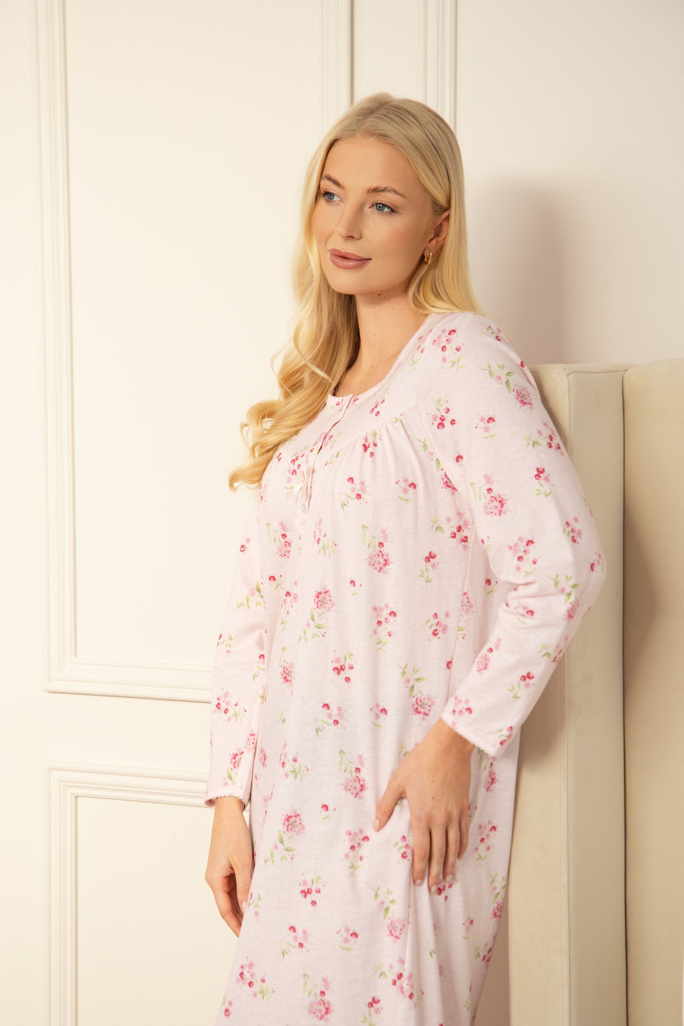Womens 100% Cotton Classic Floral And Polka Dot Long Sleeved Nightdress