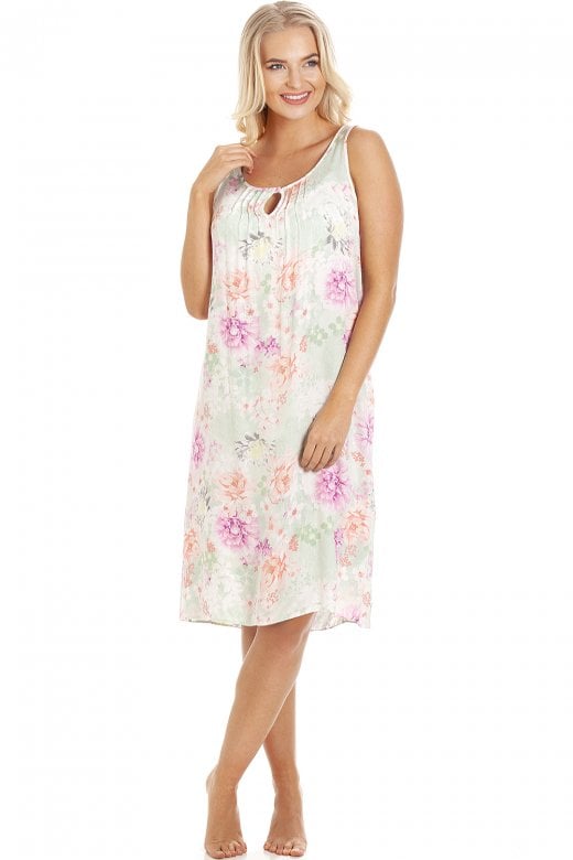 Classic Sleeveless Oriental Chemise