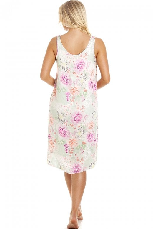 Classic Sleeveless Oriental Chemise